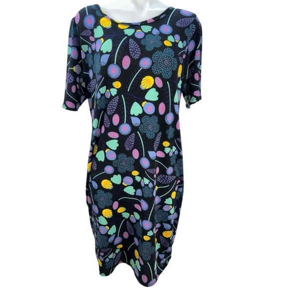 LuLaRoe Dresses & Skirts - LulaRoe  Floral colorful Black, pink, blue, green Dress Short sleeved Size 2XL
